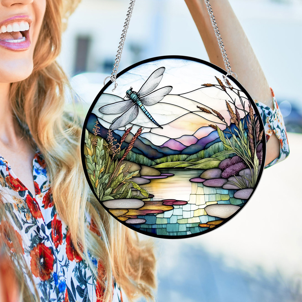 TYU137跨境溪邊蜻蜓亞克力掛件櫥窗門廊家居裝飾雙面圖案鐵鏈掛牌