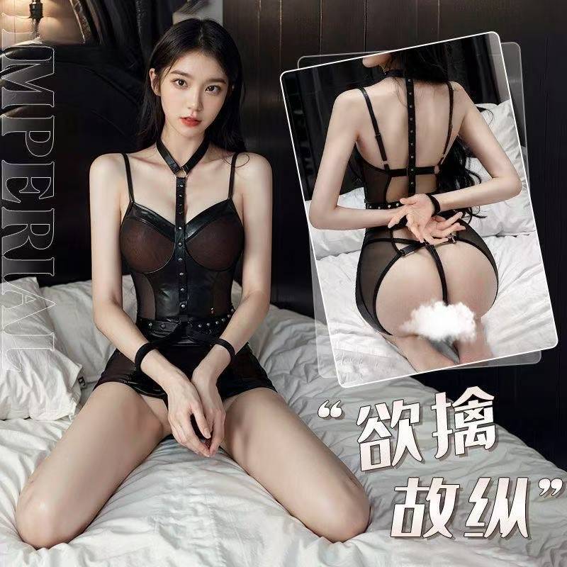 Rivet-Detailed Sheer Lingerie Set with Open-Back Design and Bondage Accessories — detail image 2