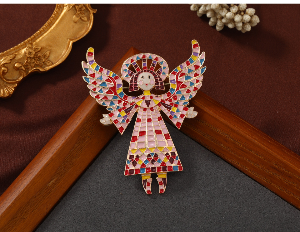 Retro Angel Alloy Enamel Women's Brooches display picture 3