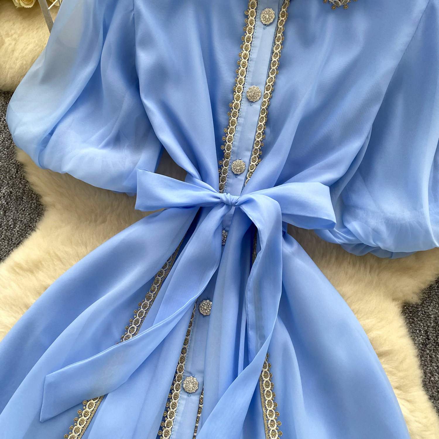 Women's Clothing Niche Retro Palace Style Heavy Lace Splicing Tie Waist Lantern Sleeve Mesh Dress_ecoleips.com