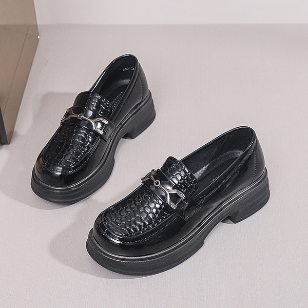 Women's shoes English style