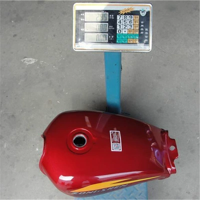 110/150 Three-Wheeled Prince — Fuel tank
