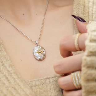 ˮֱؐ�N�¿���������ˇ18K���Ƕ�ʯ��â�ǵ�z���W����