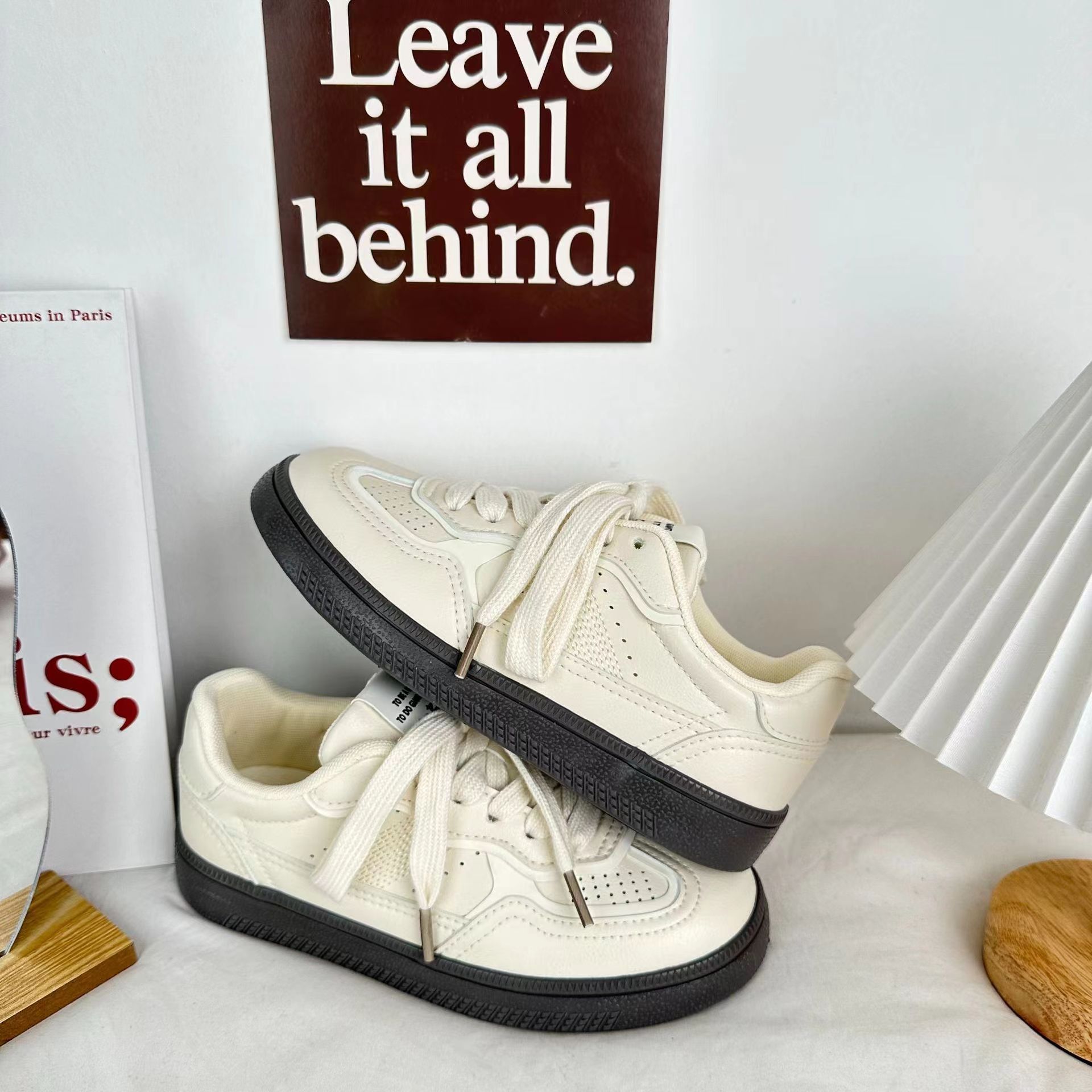 Zapatillas deportivas para estudiantes de onda lejana zapatos de lona casuales de estilo ins de todo fósforo mujeres 2024 otoño nuevo estilo zapatos de mujer coreanos en nombre del cabello image 8