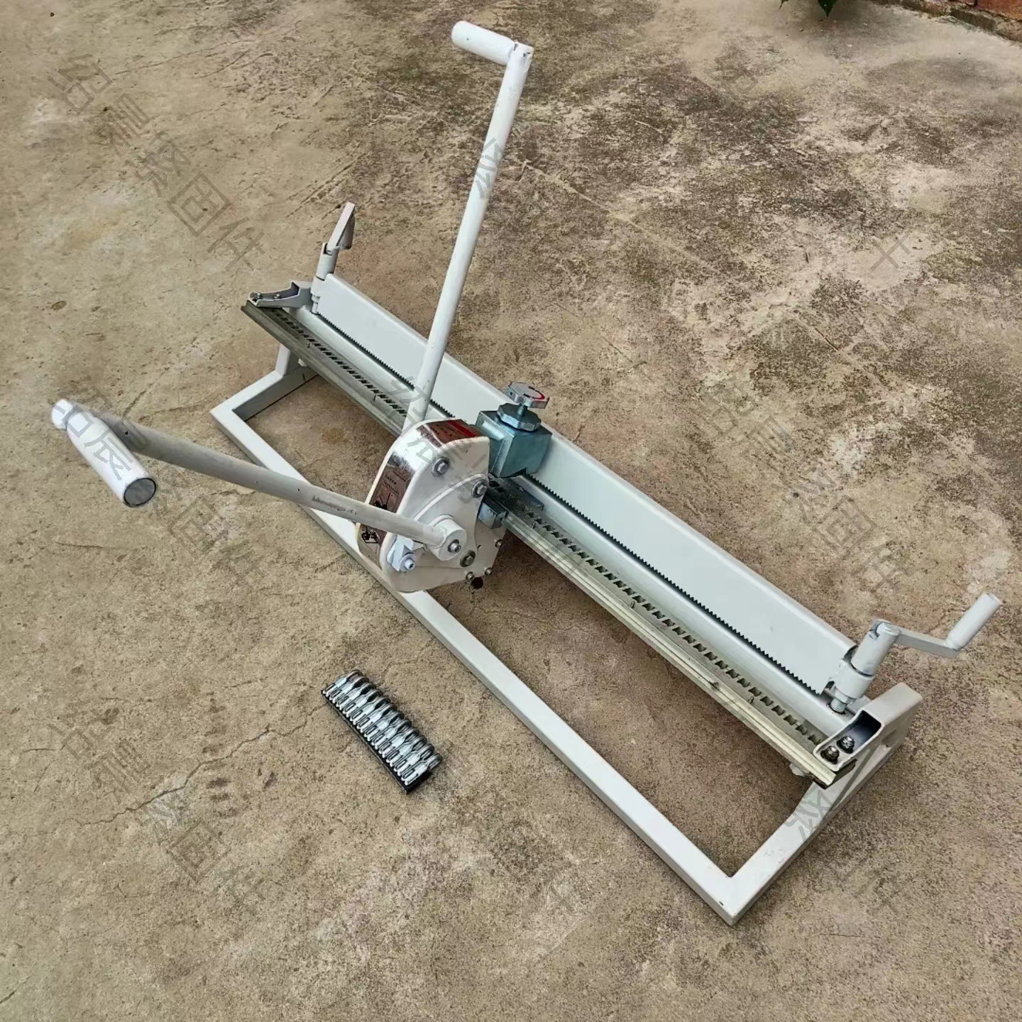 矿用输送带SU1400-1000 1200 1400皮带扣用手拉式机械订扣机