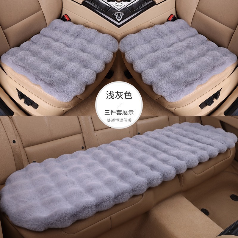 ウサギのぬいぐるみの自動車マットは冬にぬいぐるみの座布団を厚くして、滑り止めの皮の自転車カバーの新型カバーの布タオルを卸売りして代行します。|undefined