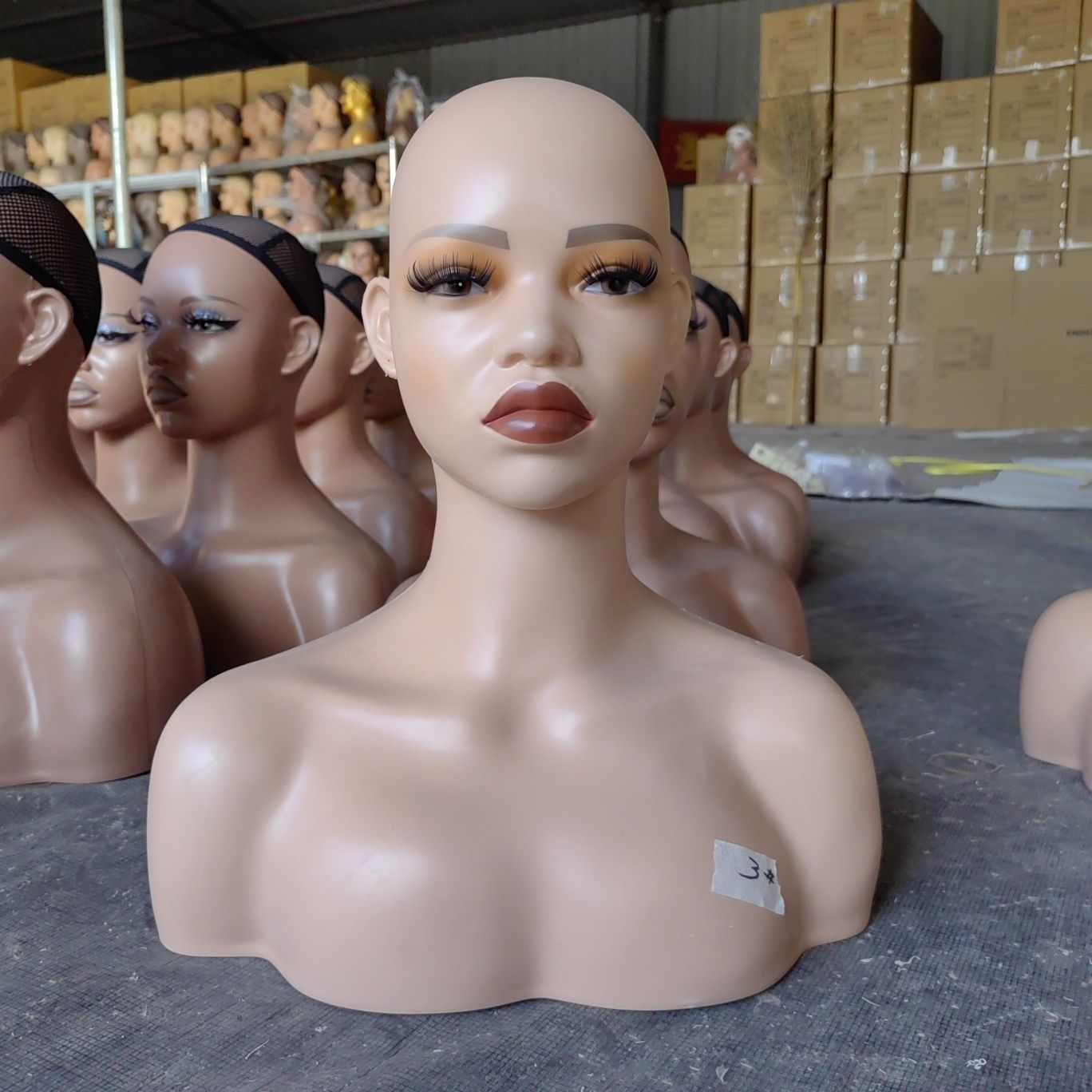 Maniquí Cabeza Femenina para Pelucas y Sombreros de Plástico para Exhibición y Fotografía