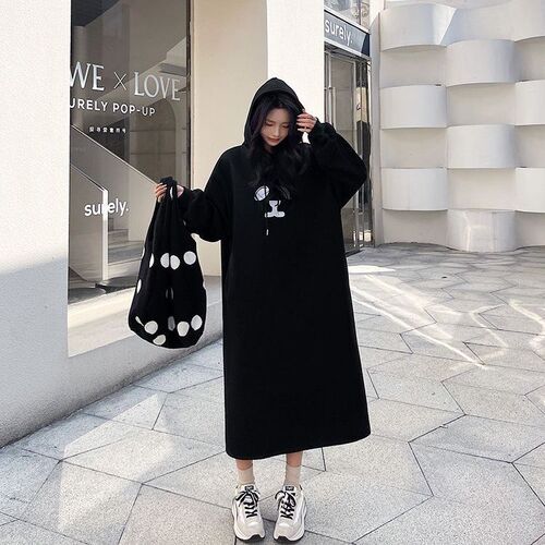 Knee-high long hoodie dress for women, winter loose Korean style ins, lazy style and velvet thick large size fried street dress