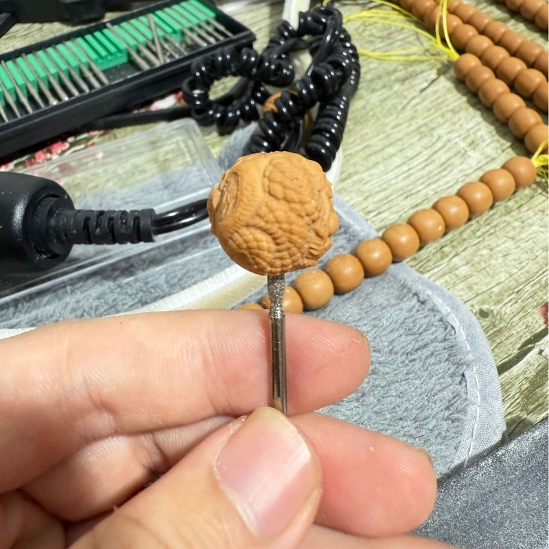 猴头核桃单颗蛇女雕刻油性高立体纹路清晰无作色无科技聚宝盆|undefined