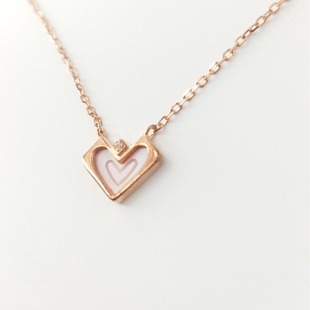 925 Silver Jewelry Love Necklace Women's Pendant Women's Simple Design Accessories Clavicle Chain Natural Shell