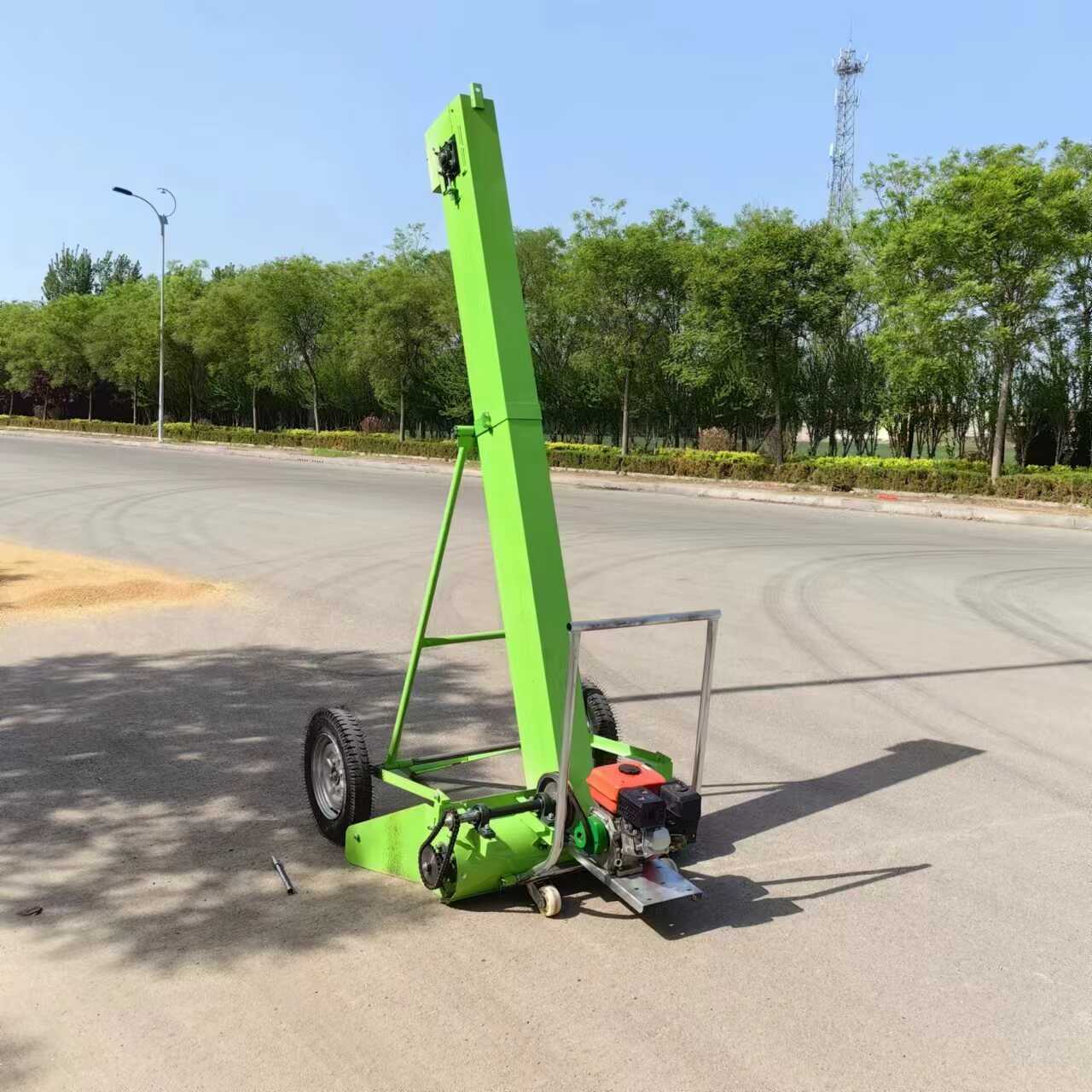 马路收粮机车载小麦玉米吸粮机公路晒场自动提粮机收谷机