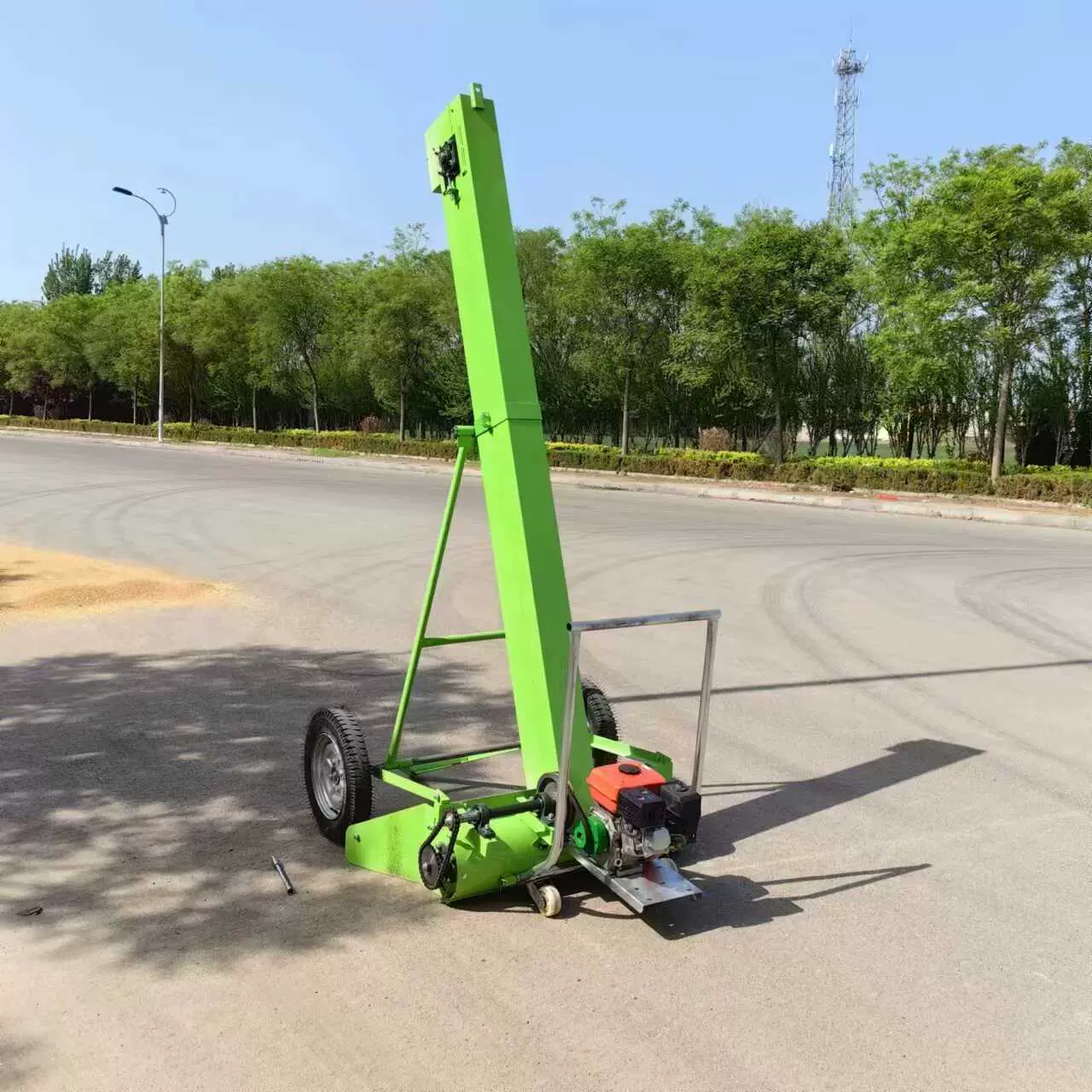 马路收粮机车载小麦玉米吸粮机公路晒场自动提粮机收谷机