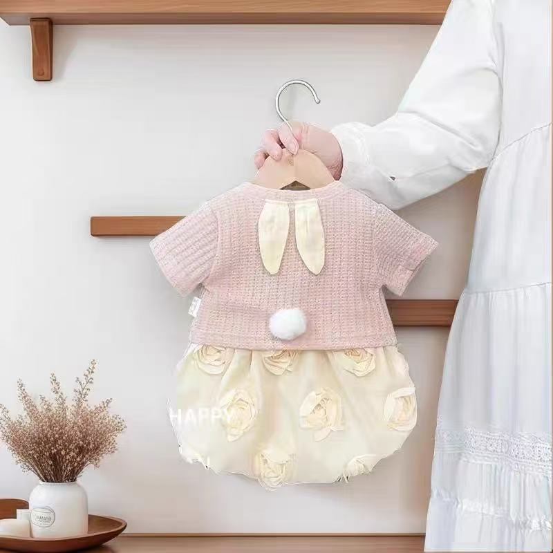 Traje de verano para bebé femenino Traje de dos piezas de costura con tirantes, chaqueta de punto, ropa dulce para bebés