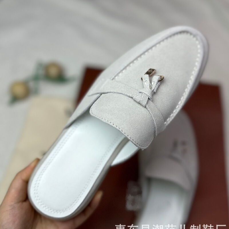 Retro Genuine Leather Slippers for All Seasons, High-End Slip-On Half Slippers for Women, Thick-Soled Home Slippers with Closed Toe