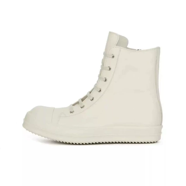 White high shoelaces
