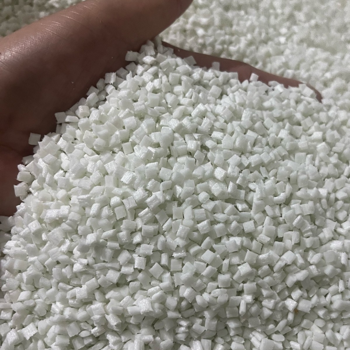 TPU加纤40%50%改性防火耐磨增强工业齿轮航空航天部件