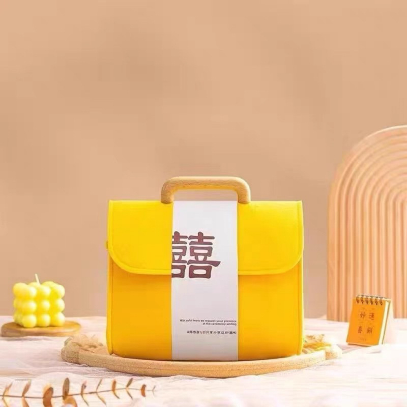 노란색(거들 제외), 고밀도 두꺼운 펠트, 24*8*18cm