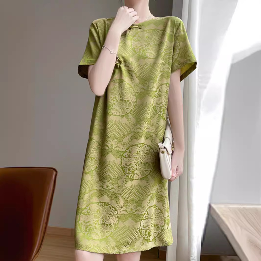 New Chinese-style Modernized Jacquard Cheongsam For Women 2024, High-end Exquisite Retro Short-sleeve With Buttoned_ecoleips.com