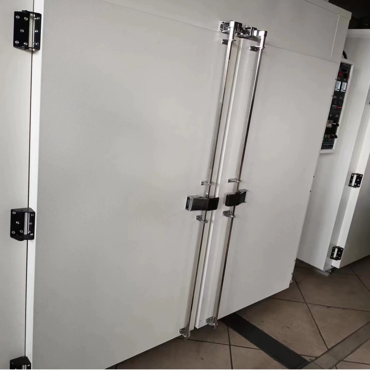 Замок дверцы печи с квадратным стержнем, защелка дверцы печи с квадратным стержнем, дверной замок с квадратным стержнем, дверная защелка, замок задней двери контейнерного отсека, замок отсека.