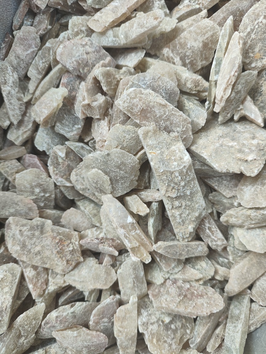 Xuan Jing Shi (Selenite / Gypsum-like Mineral) — Traditional Chinese Mineral Herb, 500g key features