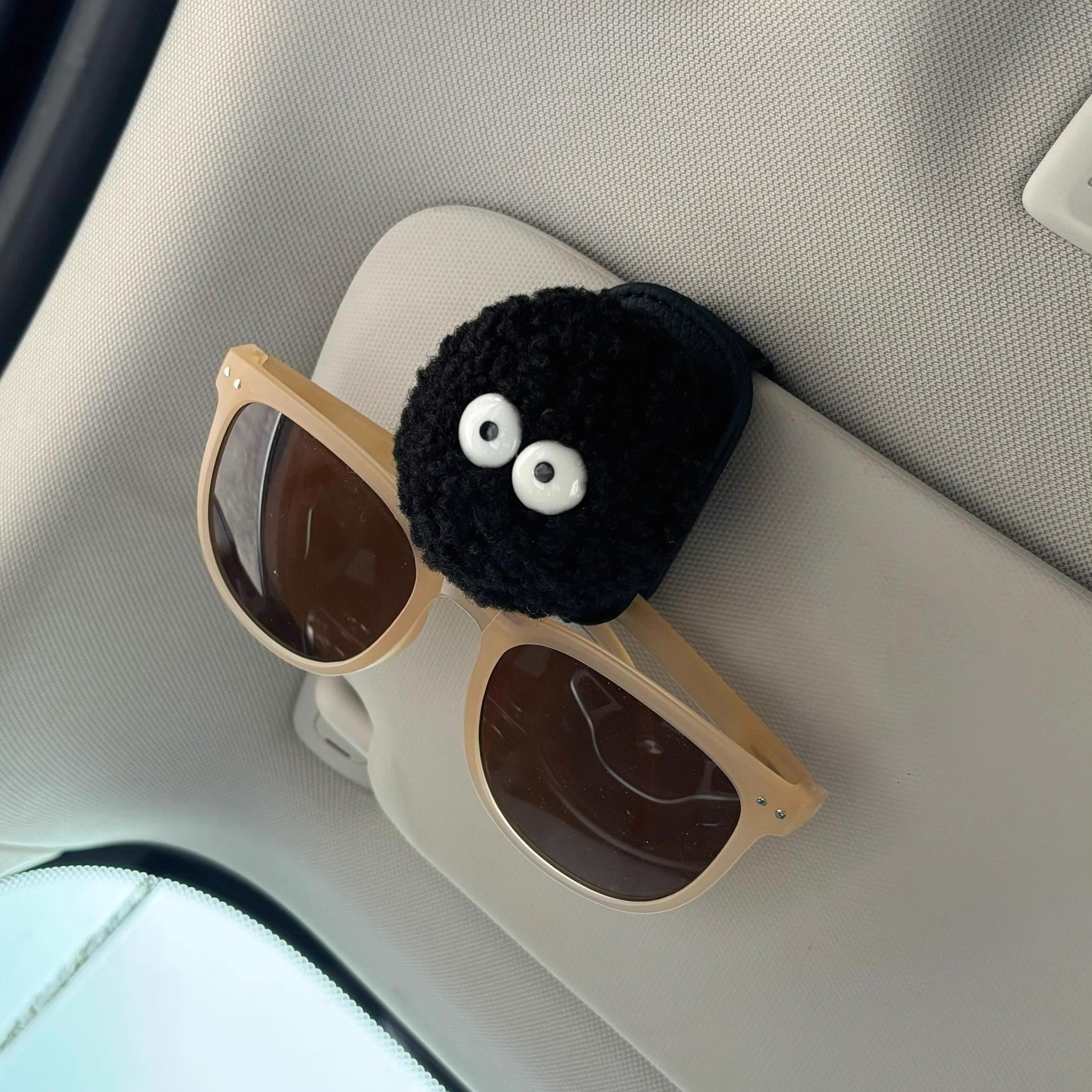 Multifunctional Car Glasses Holder Car Glasses Holder Leather Car Sun Visor Storage Box Car Sunglasses Holder Card Holder