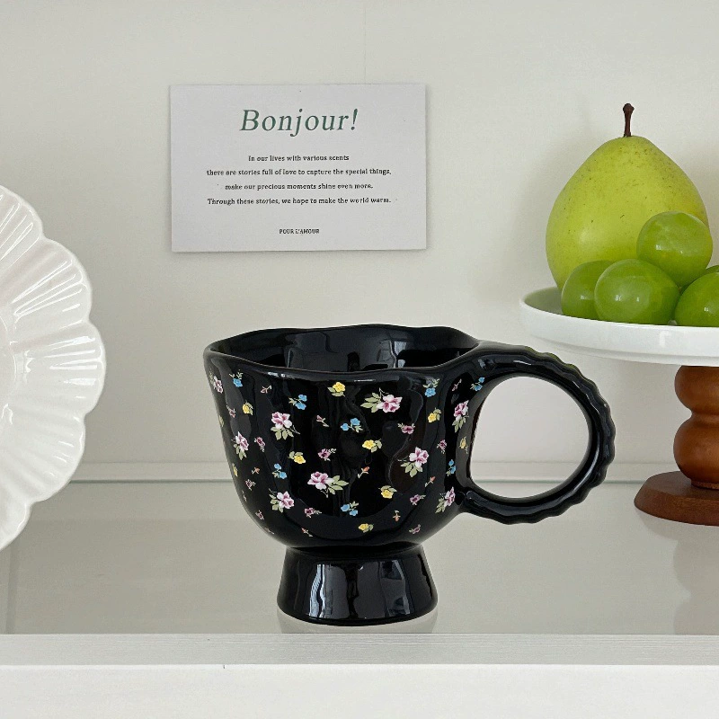 Ceramic Retro Floral Mug, High-Value Handled Cup, 300 ml, Footed Breakfast Cup