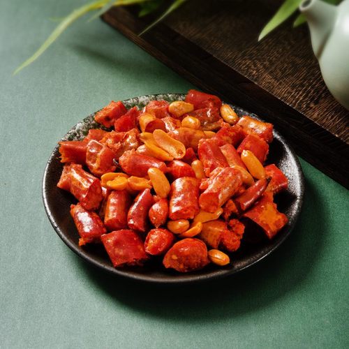 Crunchy Chili Peanuts for Drinking, Crispy Chili Peanuts as a Snack, Specialty Food from Chongqing, Snack Food, Crispy Chili Peanuts