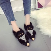 时尚带钻网红鞋chic2025韩版新款秋季豆豆鞋社会平底尖头毛毛鞋女