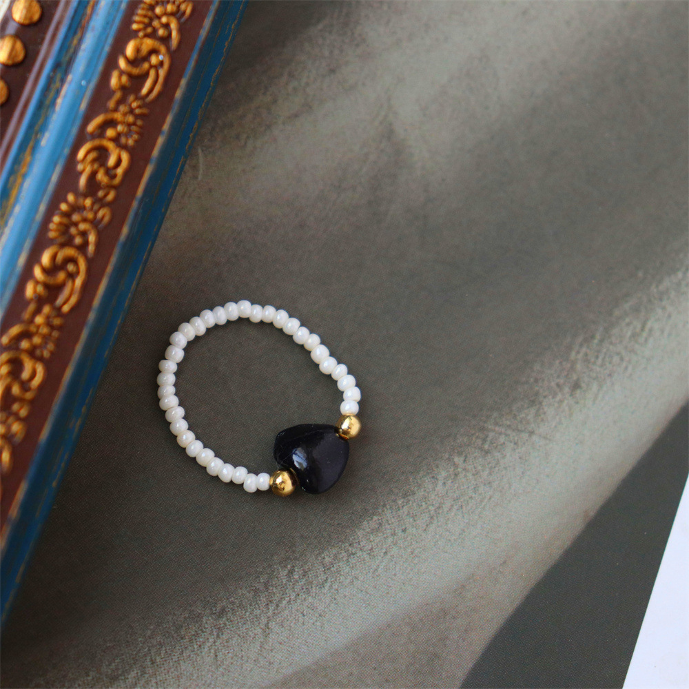 Neuer chinesischer Retro-Ring aus elastischem Lapislazuli, natürlicher Sternperle und Achat – ein trendiger Artikel für Damen. Großhandel für Damen._voghion.com