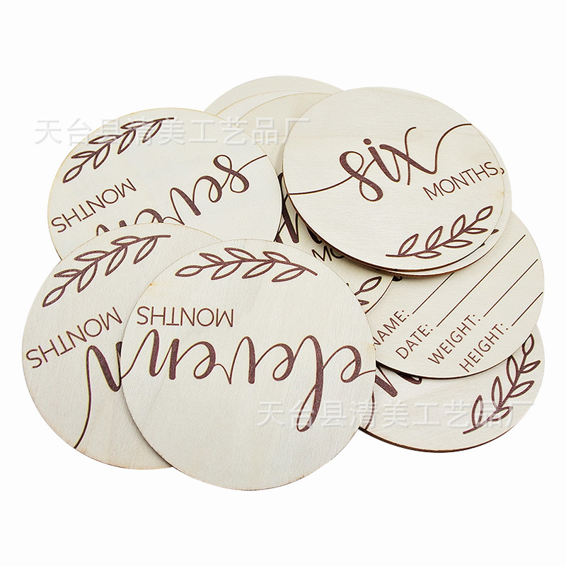 Tarjeta conmemorativa impresa para bebés Registro de nacimiento del bebé Crecimiento de hitos de madera Accesorios para fotos