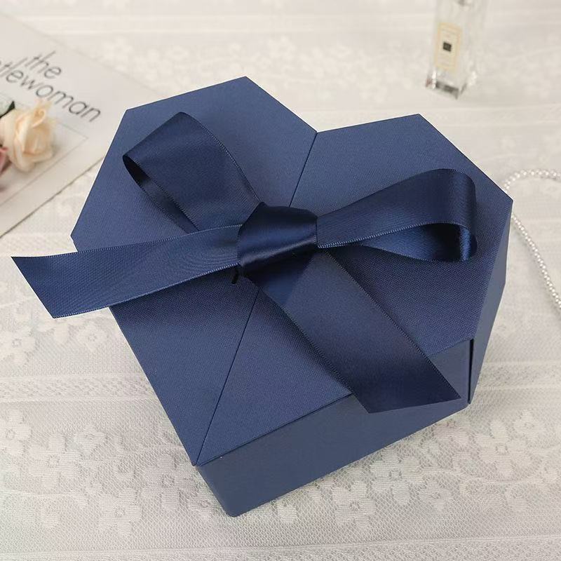 520 Caja de regalo en forma de corazón Caja de regalo de día de San Valentín Caja de regalo de boda Caja de regalo de cosméticos Caja de regalo de Qixia