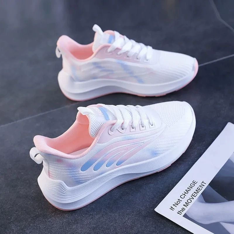 Модные кроссовки новые весенние и летние осенние нескользящие мягкие сетчатые ботинки легкая и удобная дышащая повседневная обувь для бега