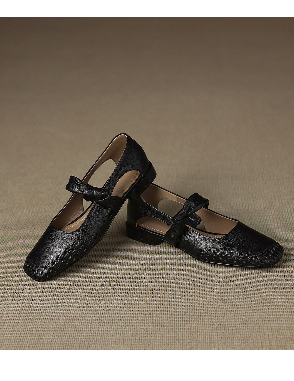Sandal nữ mũi nhọn da dê đục lỗ gót thấp 2 cm, miệng nông hở mũi — đen chi tiết 18
