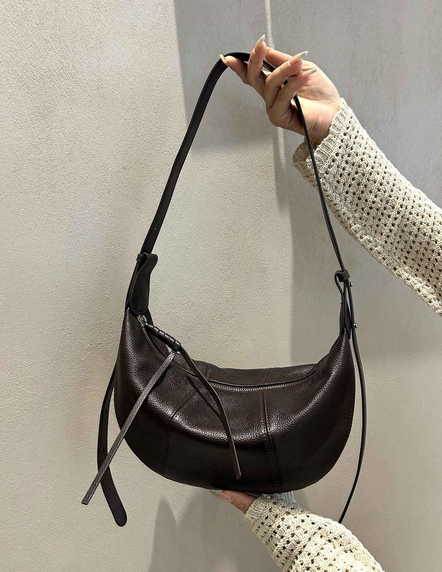 Cross-Border New Top Grain Cowhide Hobo Bag Single Shoulder Crossbody Dumpling Bag Niche Design Genuine Leather Versatile Large Capacity - Thumbnail 8