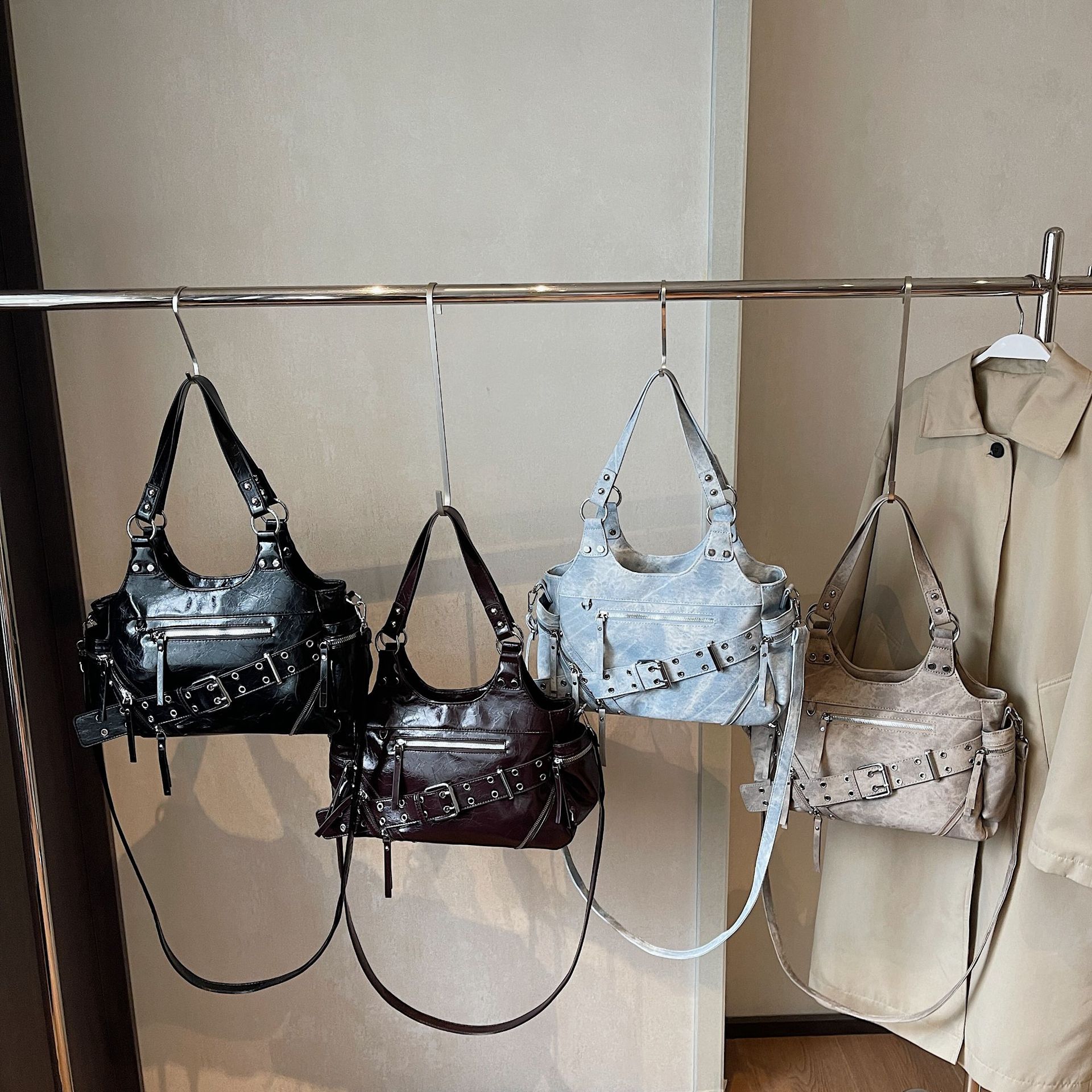 Sweet & Cool Spicy Girl Style Underarm Bag For Women 2025 New Motorbike Style Dumpling Bag Autumn Winter Retro Shoulder Crossbody Bag - Thumbnail 2