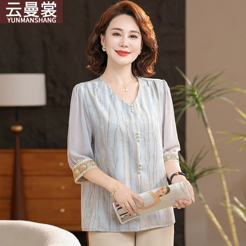 Летняя модная блузка для мам, новинка 2025 года, летний стиль для женщин среднего возраста, свободный утягивающий вид с рукавами три четверти