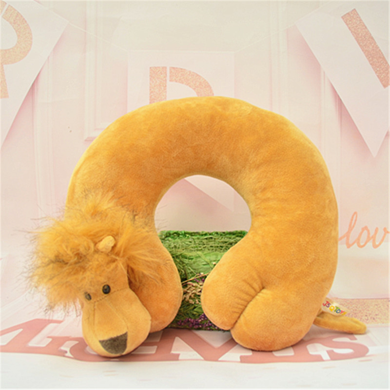 León amarillo claro