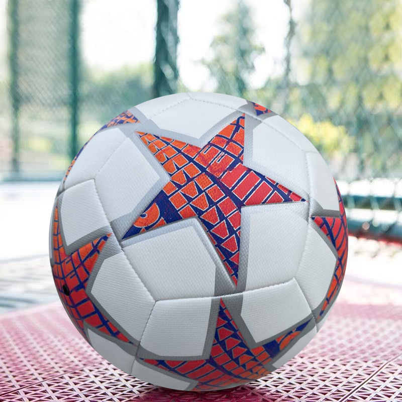 Estrella roja de escamas de dragón de la Liga de Campeones