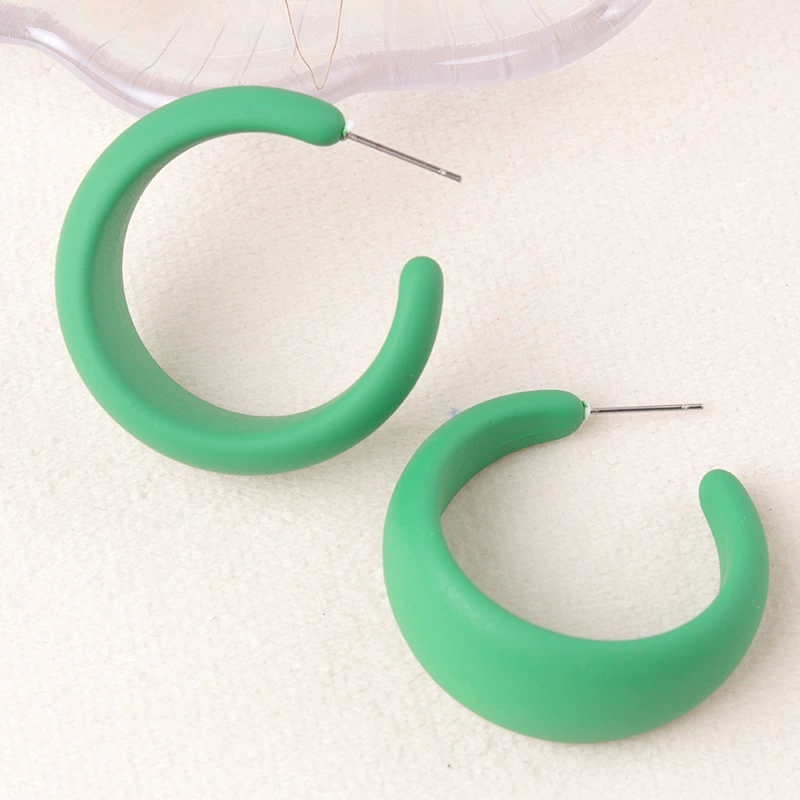 Geometric acrylic earrings, simple and elegant design