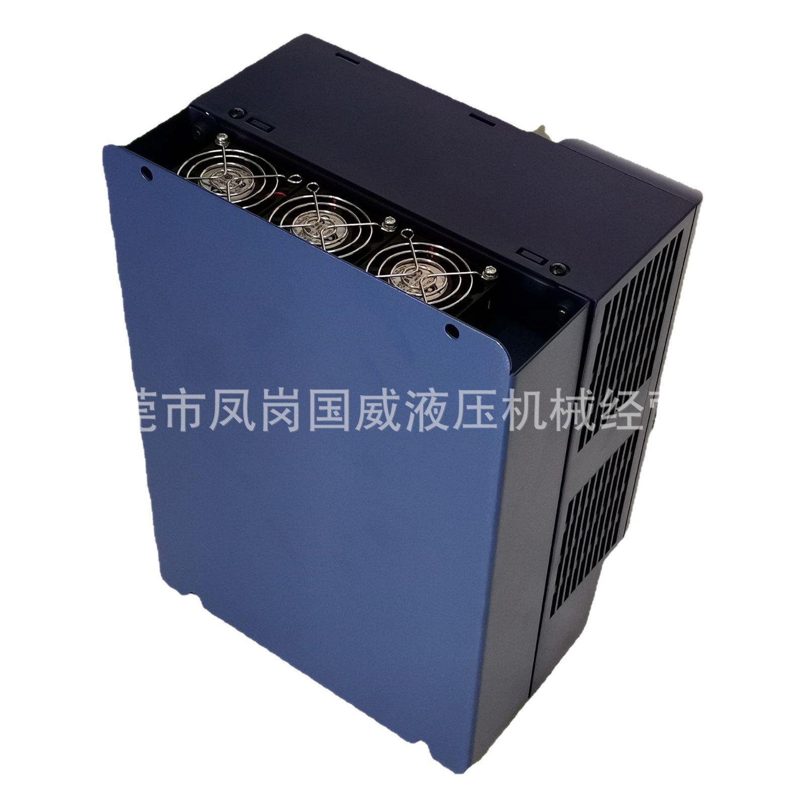 ����ֱ��ע�ܻ��ŷ������ɵ�MODROL�ŷ�������18.5KW����15KW���