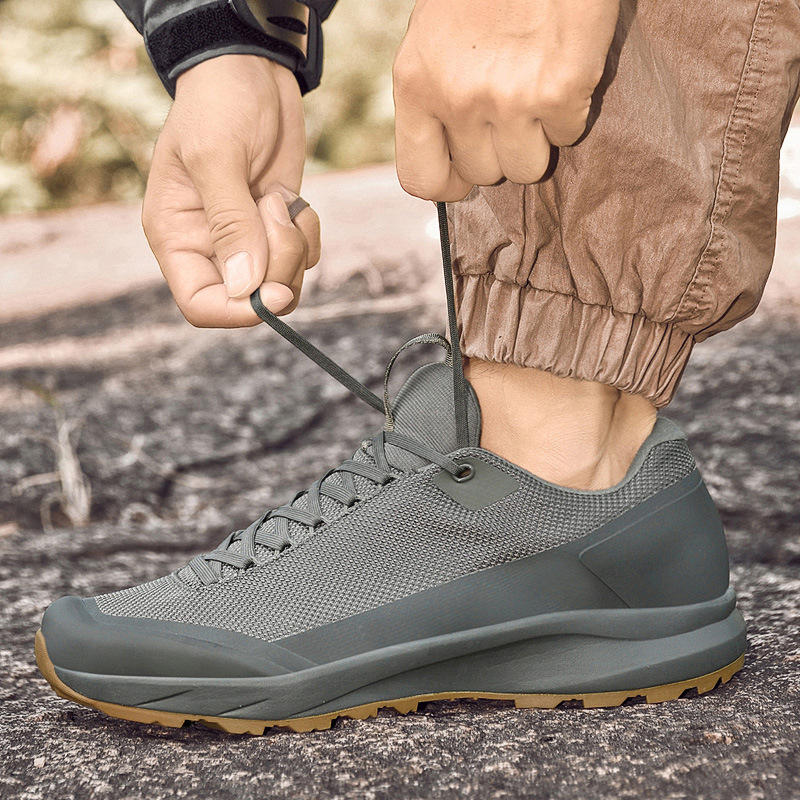 Cross-Border New Autumn Men's Outdoor Sports Shoes Lightweight Cushioning Non-Slip Running Mountaineering Hiking Casual Shoes for Couples