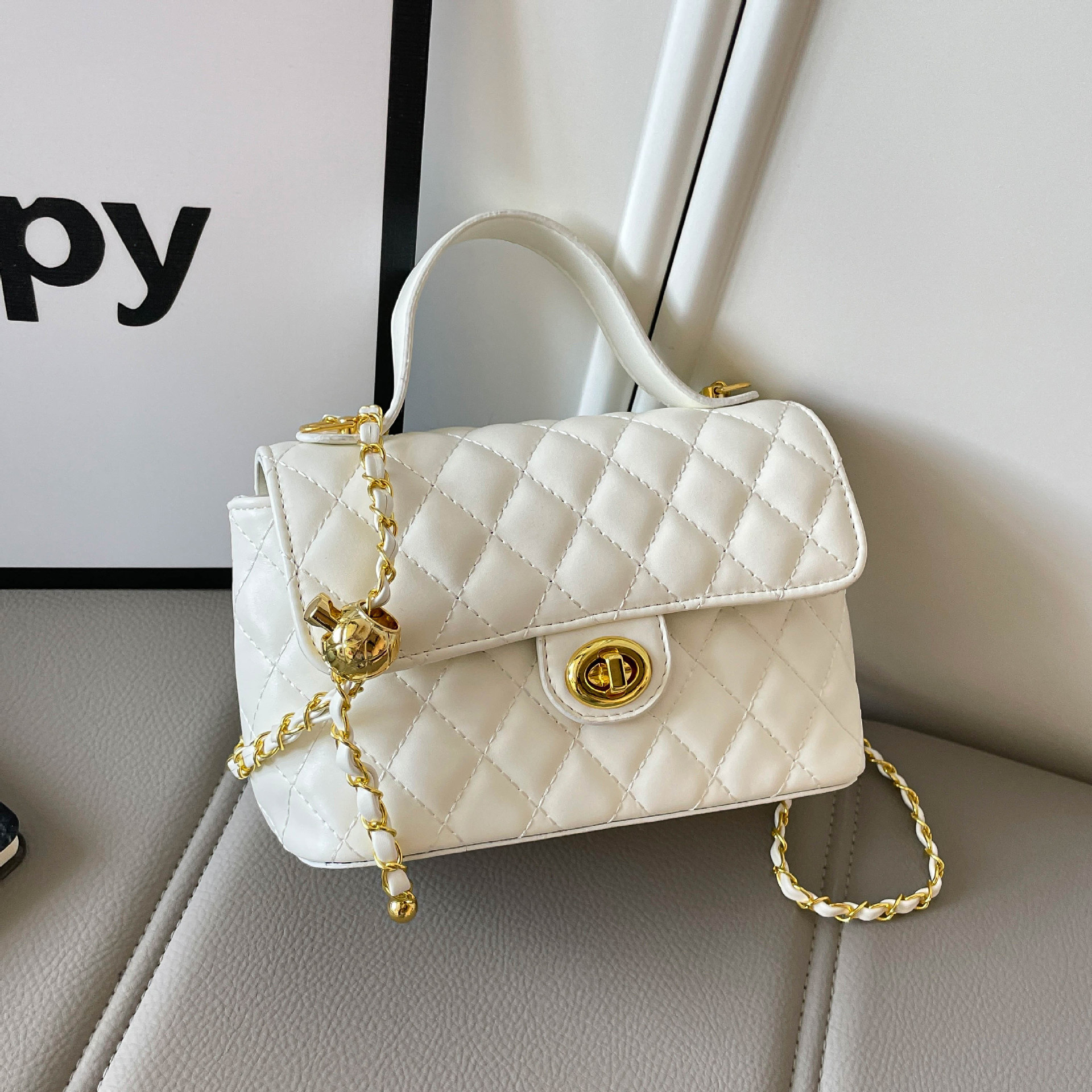 Cross-Border Chanel-Style Quilted Chain Small Square Bag, High-End Fashion Light Luxury Handbag, Niche Lock Buckle Foreign Trade Shoulder Bag