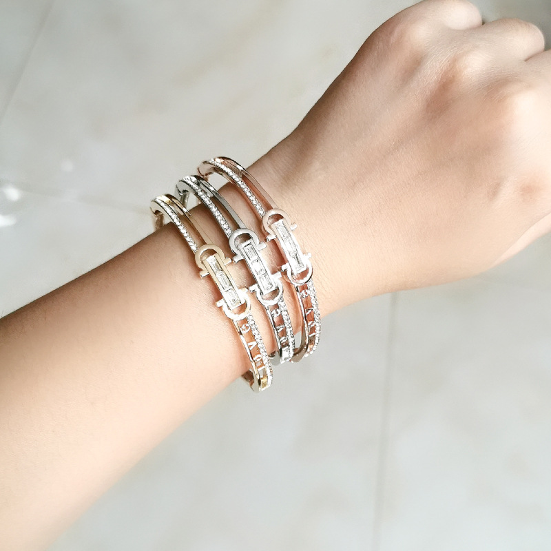 Fashion Heart Shape Alloy Plating Inlay Rhinestones Womenu0027S Bangle 1 Piece