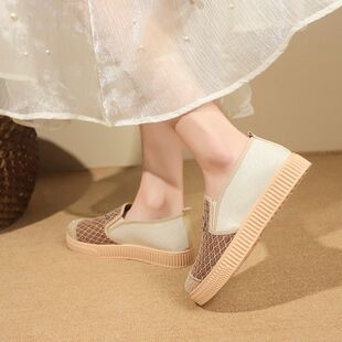 ͸��O��ЬŮ�ٴ���@һ�_����ܛ���ߺ�����eЬ��Ь2025�ļ��¿�