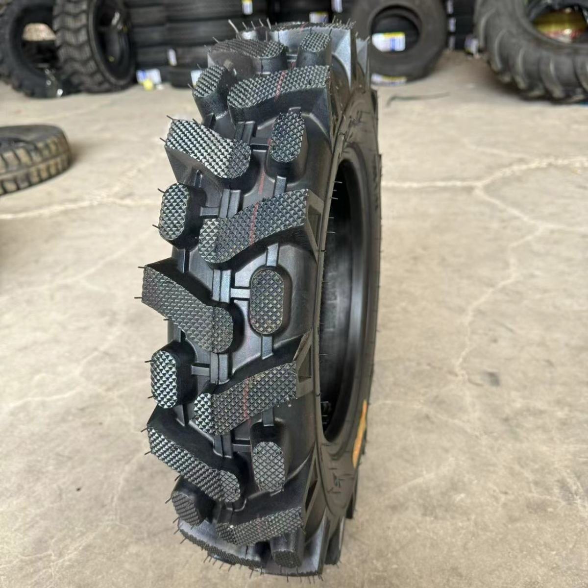 Agricultural Vehicle Tires 400 450 500 550 600-16 14 12 Three-Tire Four-Wheel Vehicle Tractor Tires