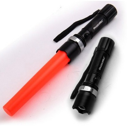 Bestselling Factory Direct LED Zoom Long-Range Command Baton Strong Light Rechargeable Aluminum Outdoor Flashlight