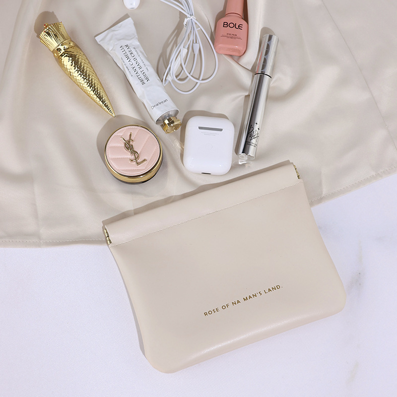 Data cable storage bag automatic closing wired headset carry-on bag shrapnel charger mouth red envelope portable storage bag