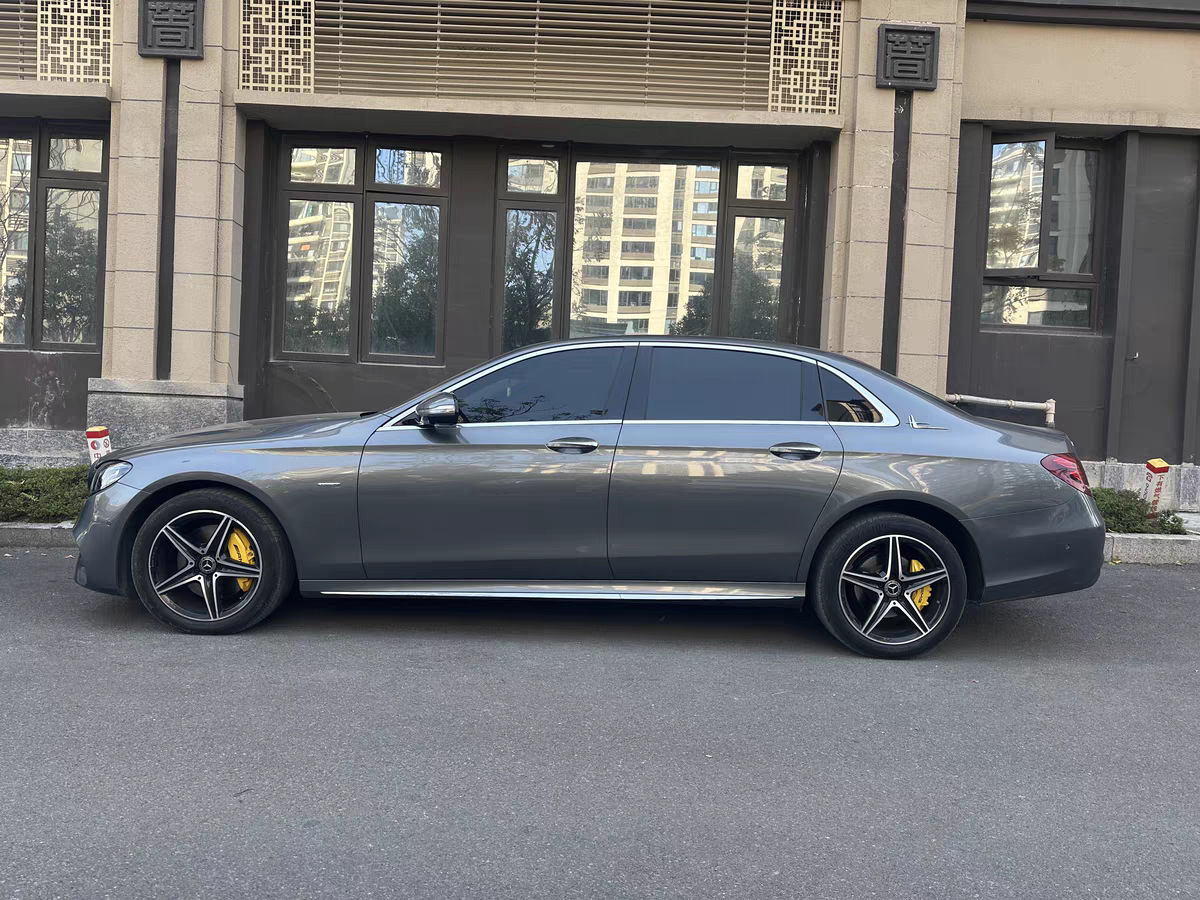 Suitable for Mercedes-Benz caliper covers for C-class C260L, E300L, A200L, G-class, and GLC, specialized for brake modification, made of aluminum alloy