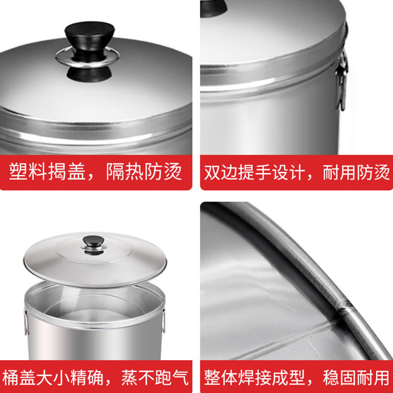 ステンレスの蒸し器でご飯を蒸します。レトルトの大きいサイズの家庭用蒸し器は業務用蒸し器を厚くします。|undefined