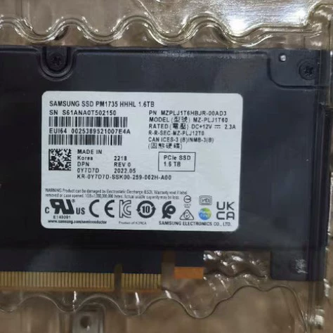 Твердотельный накопитель PM1735 1.6 ТБ